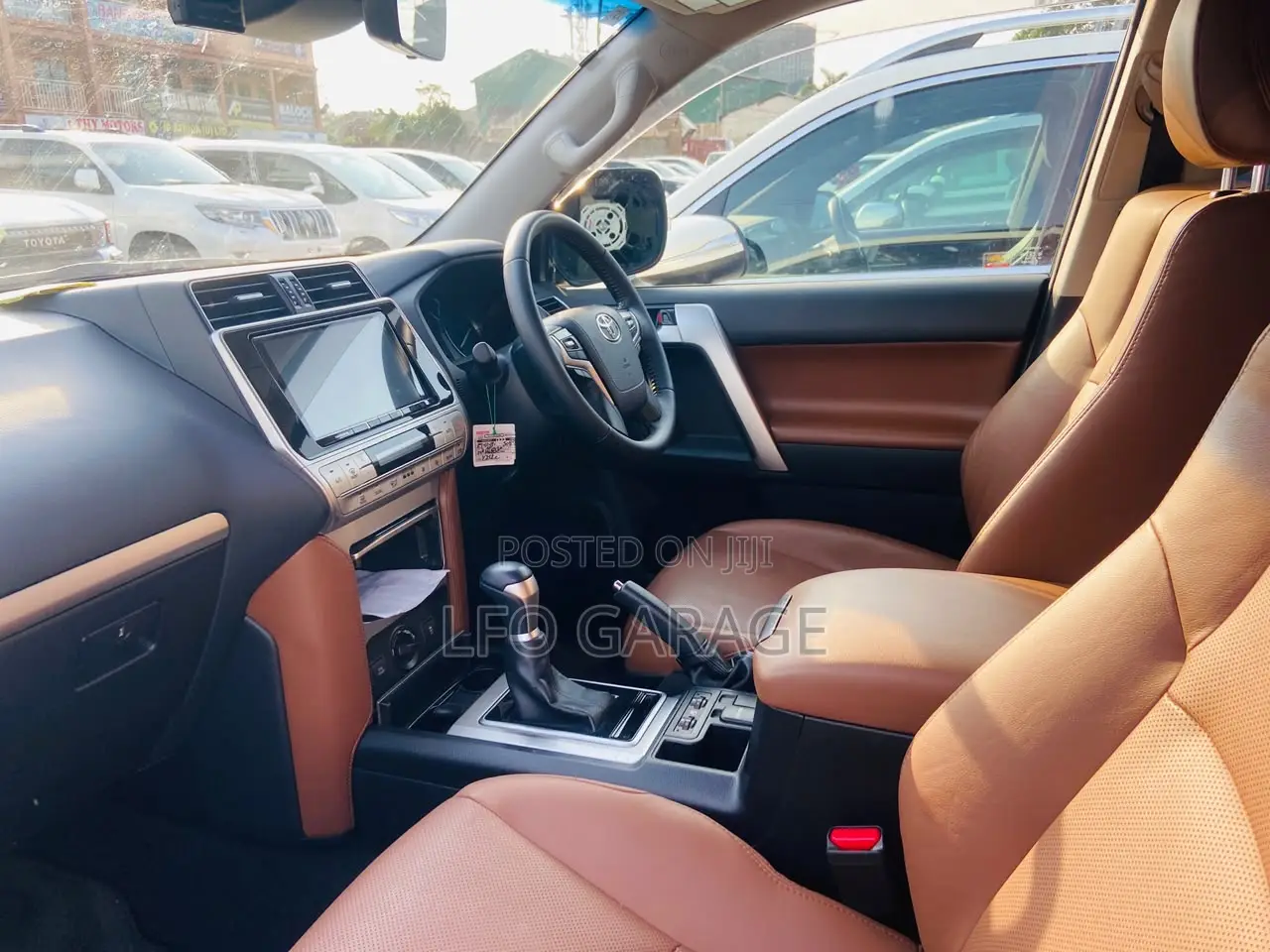 Toyota Land Cruiser Prado 2022 White