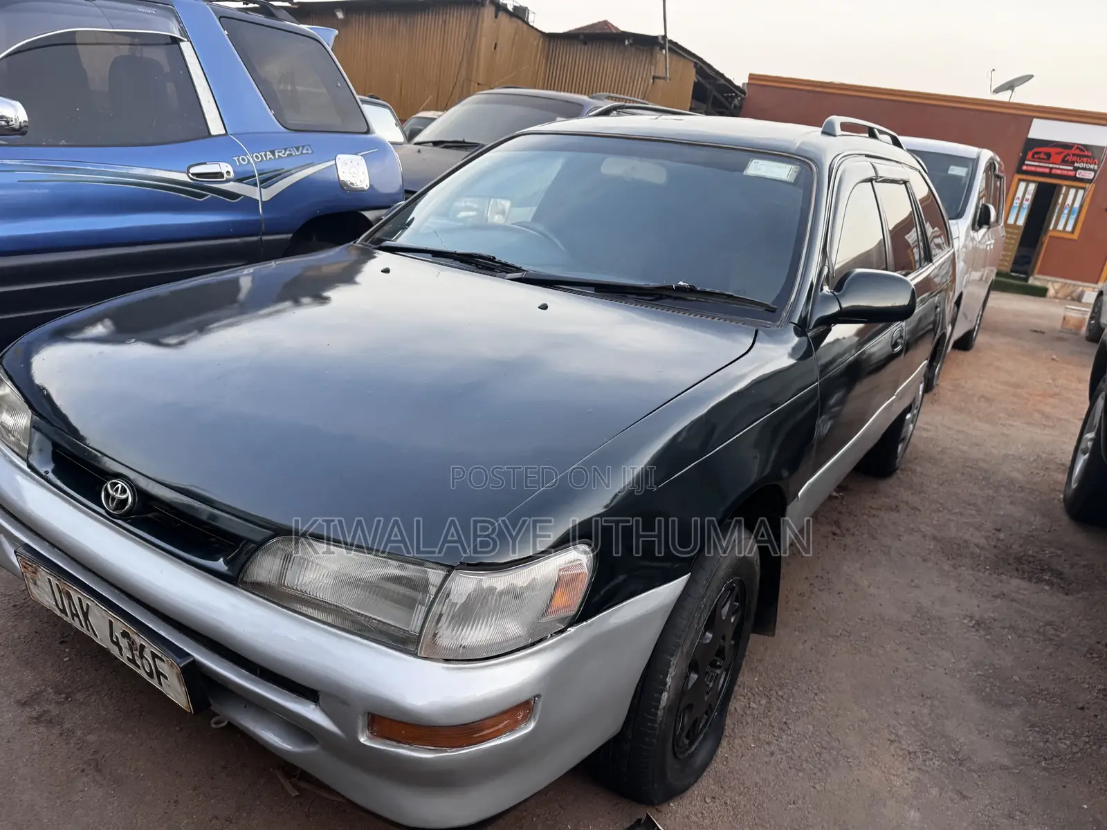 Toyota Corolla 2000 Green