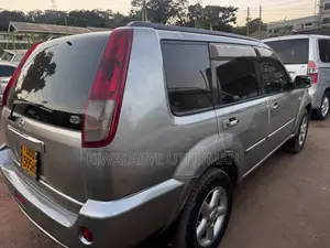Nissan X-Trail 2004 Silver