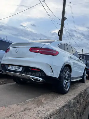 Mercedes-Benz GLE-Class 2016 White