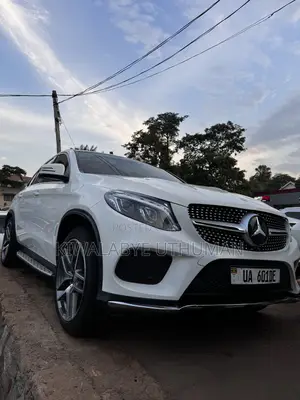 Mercedes-Benz GLE-Class 2016 White