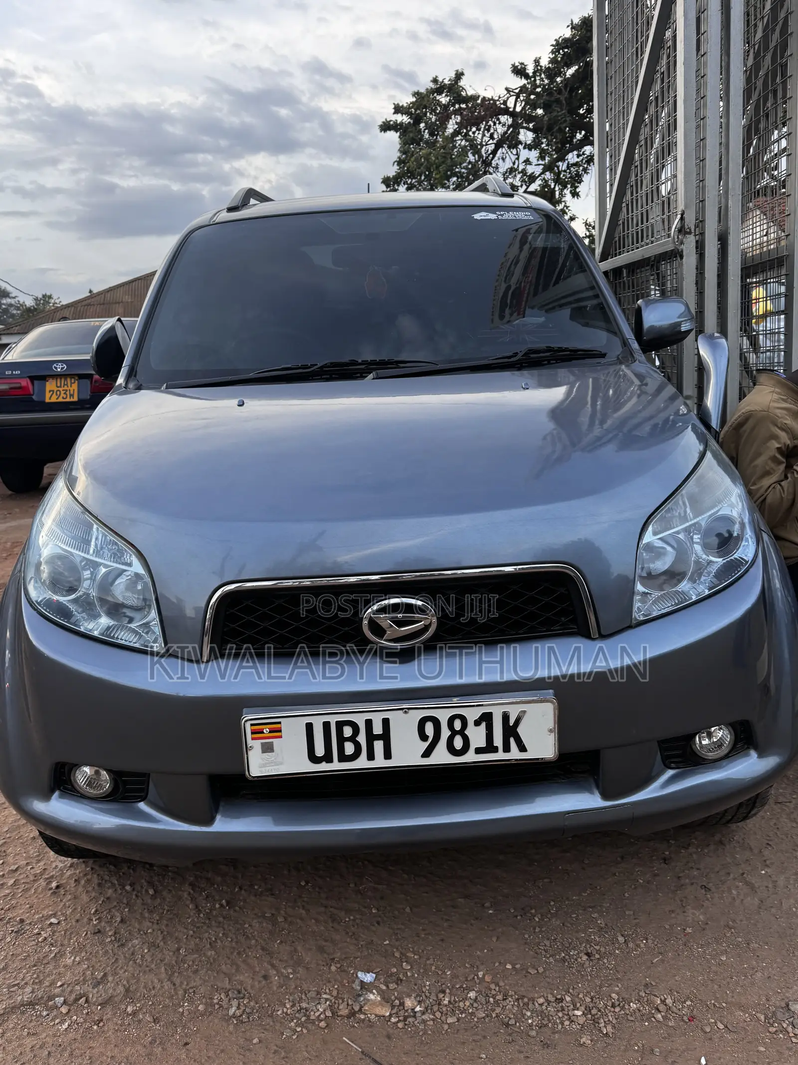 Daihatsu Be-go 2011 Blue