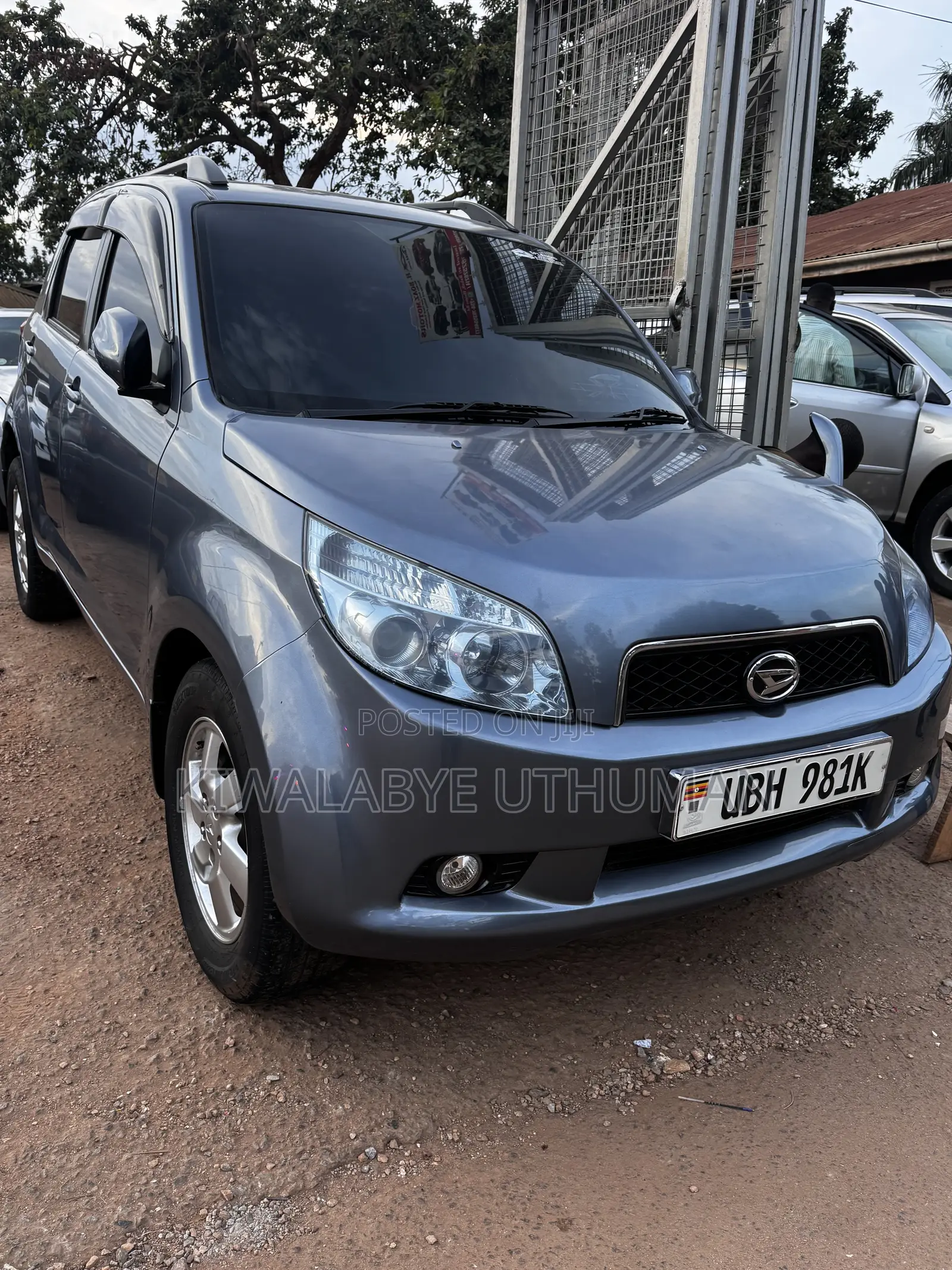 Daihatsu Be-go 2011 Blue