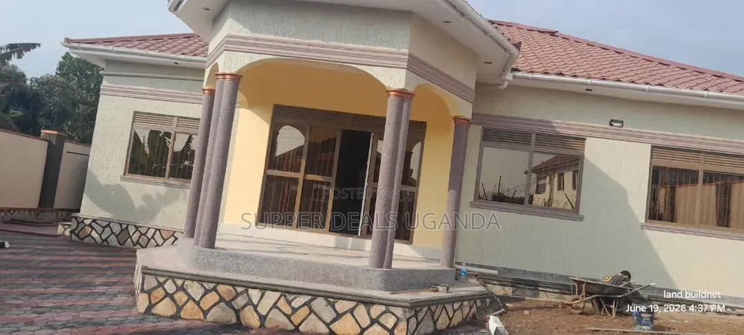 Furnished 3bdrm Bungalow in Kisaasi, Nakawa for sale
