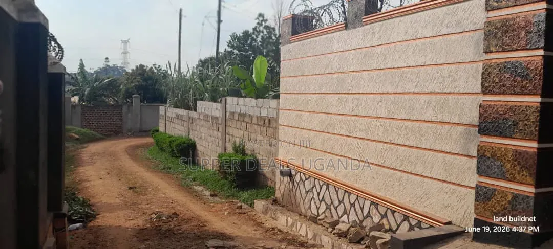 Furnished 3bdrm Bungalow in Kisaasi, Nakawa for sale