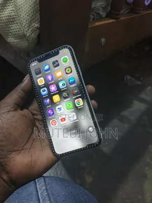 Apple iPhone 11 256 GB White