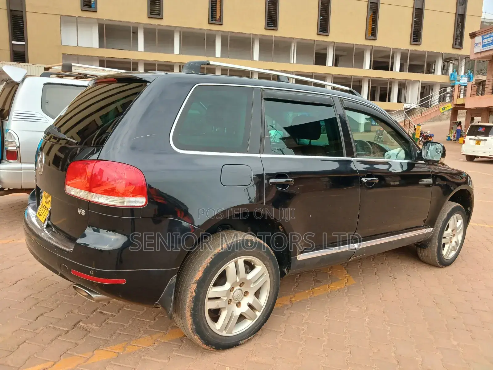 Volkswagen Touareg 2011 Black