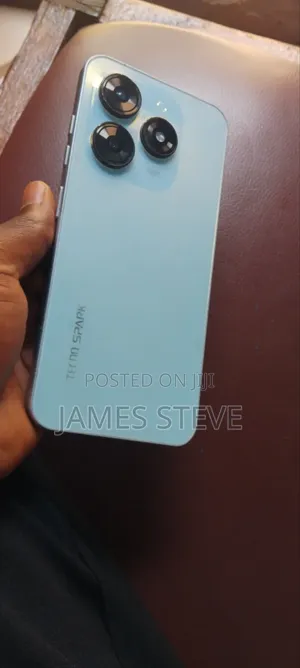 Tecno Spark 20C 256 GB Blue