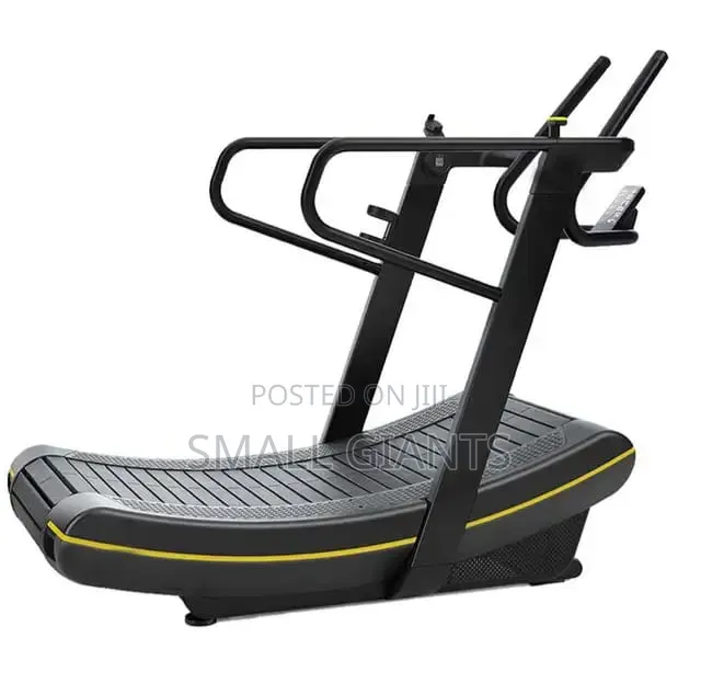 Non-Motorized, Self-Powered Curved Treadmill