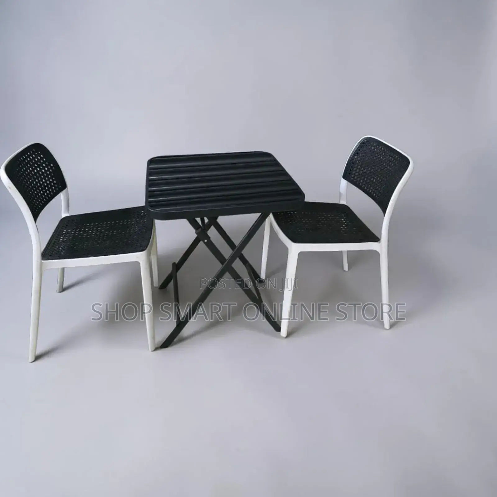 Centre Stand Foldable Glass Table and Chairs