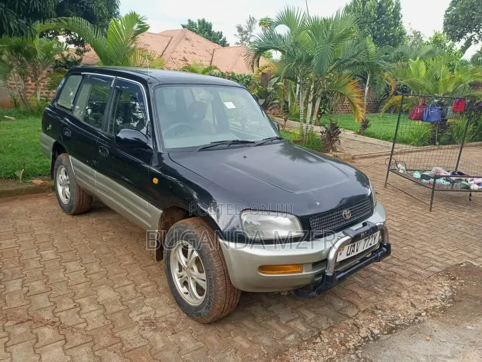 Toyota RAV4 Cabriolet 1998 Black