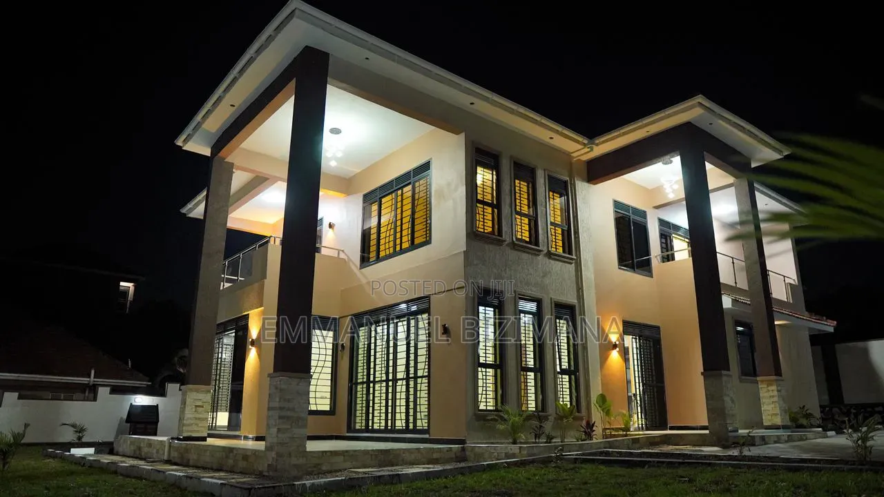 Furnished 6bdrm House in Kyanja, Central Division for sale
