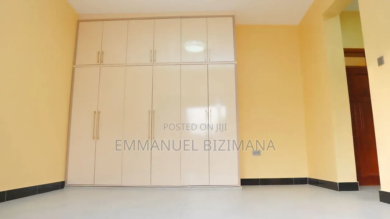 Furnished 6bdrm House in Kyanja, Central Division for sale