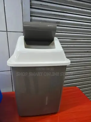 Plastic Dust Bins for Office Homes Hotel Lodges