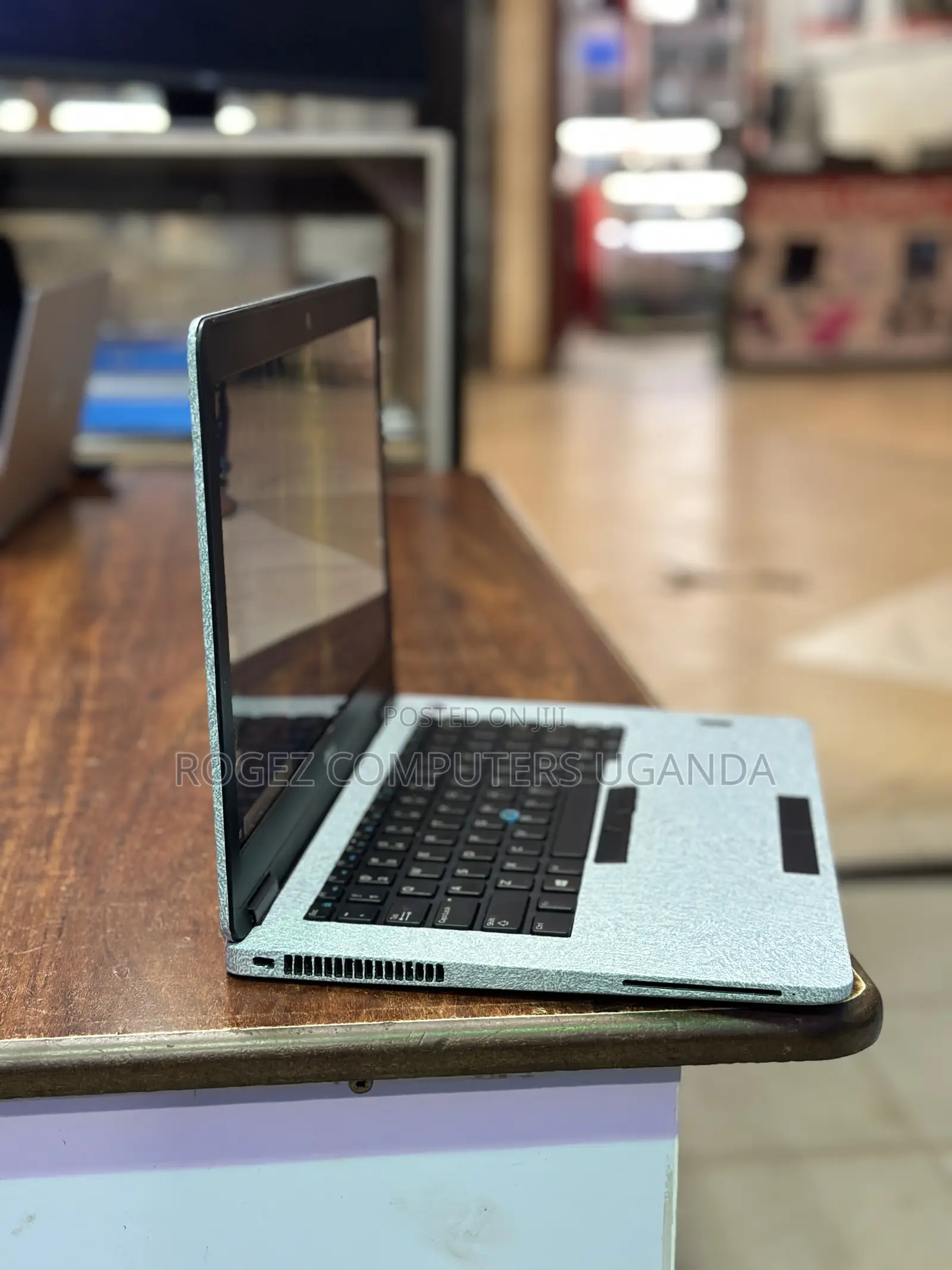 New Laptop Dell Latitude E7470 8GB Intel Core i7 SSD 256GB