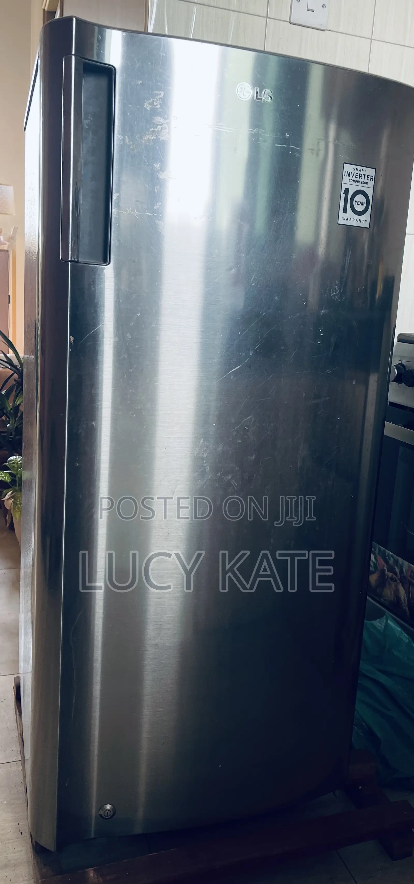 Lg Smart Inverter Refrigerator 170l – Excellent Condition
