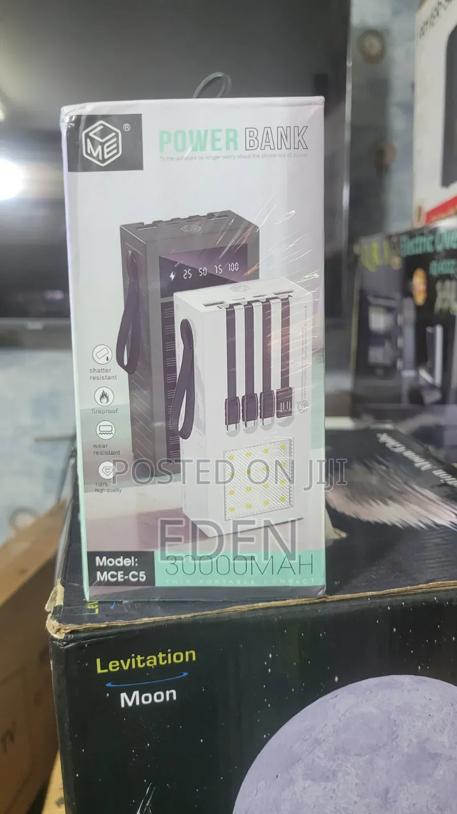 Fireproof Solar Power Bank 30000ahm, Super Fast Charge
