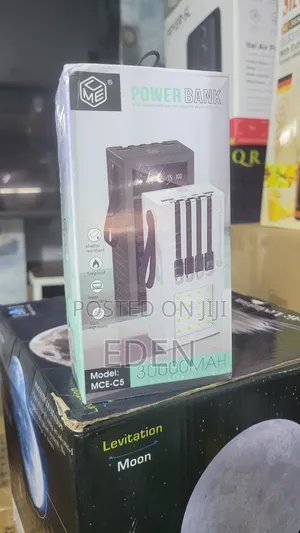 Fireproof Solar Power Bank 30000ahm, Super Fast Charge