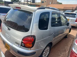 Toyota Corolla Spacio 2002 Silver