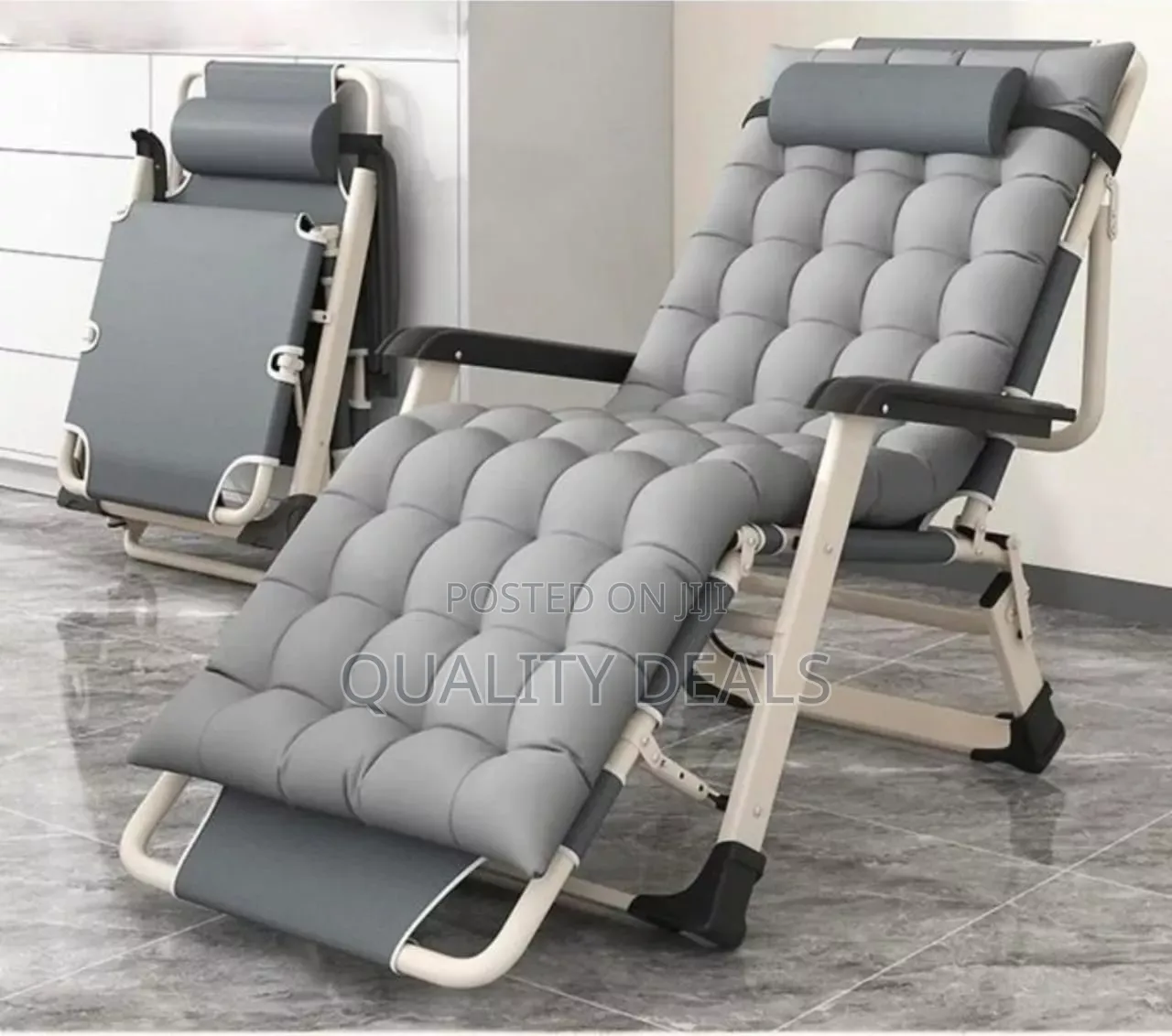 Foldable Reclining Chair With Cushion