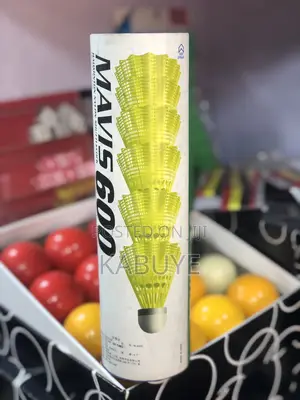 Yonex Mavis 600 Nylon Shuttlecocks.