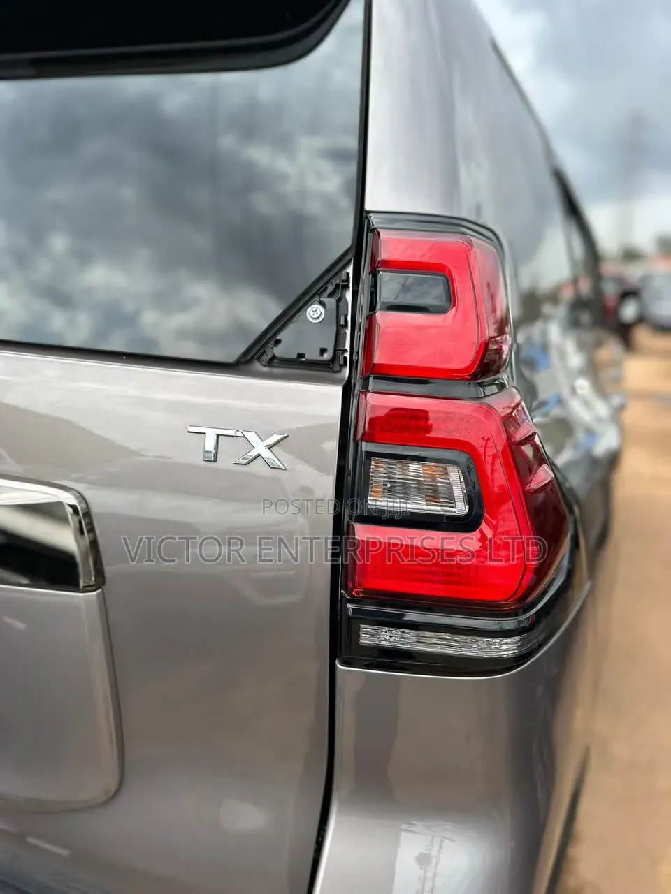 Toyota Land Cruiser Prado 2022 Gray