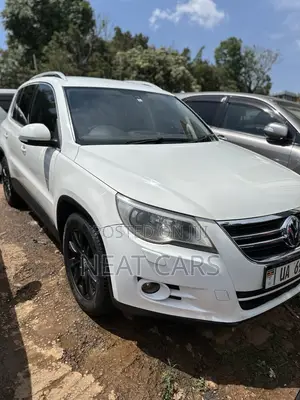 Volkswagen Tiguan 2012 White
