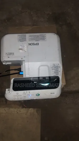 Epson Eb-680