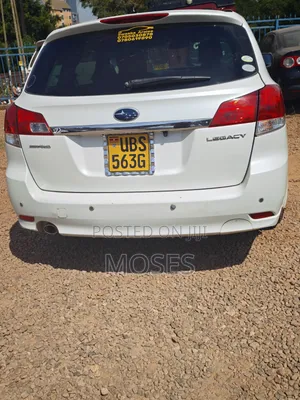 Subaru Legacy 2011 White