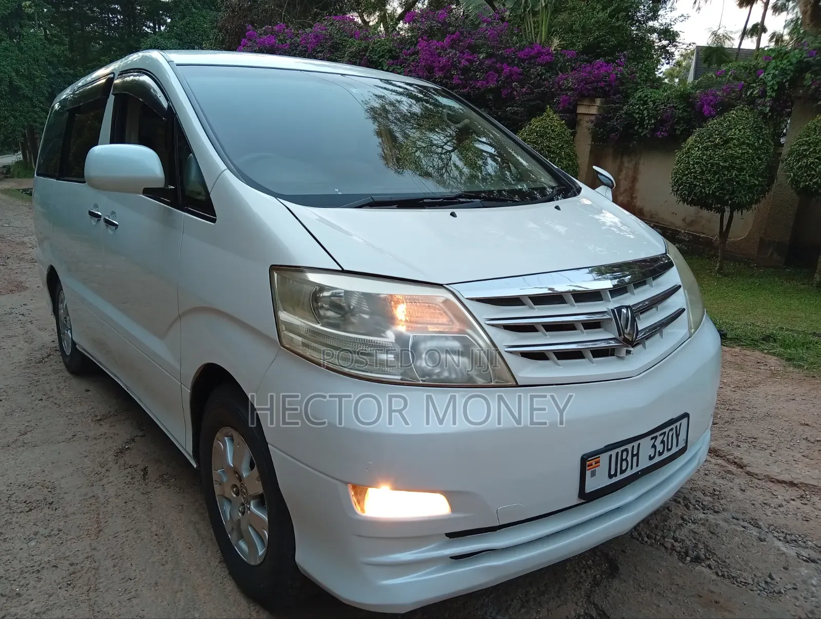 Toyota Alphard 2.4 Petrol AWD 2006 White