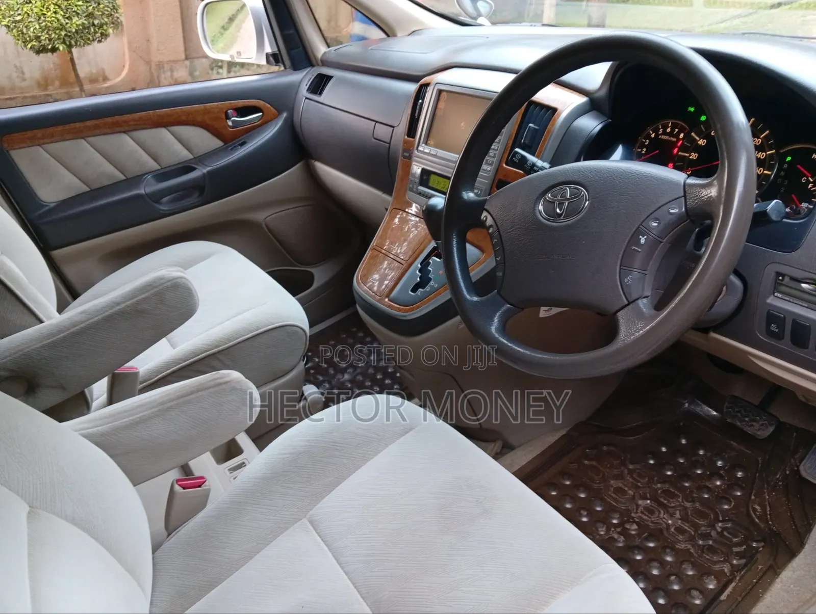 Toyota Alphard 2.4 Petrol AWD 2006 White