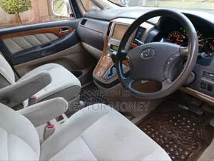 Toyota Alphard 2.4 Petrol AWD 2006 White