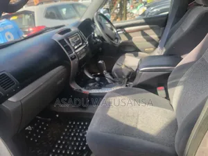 Toyota Land Cruiser Prado 2010 Gray