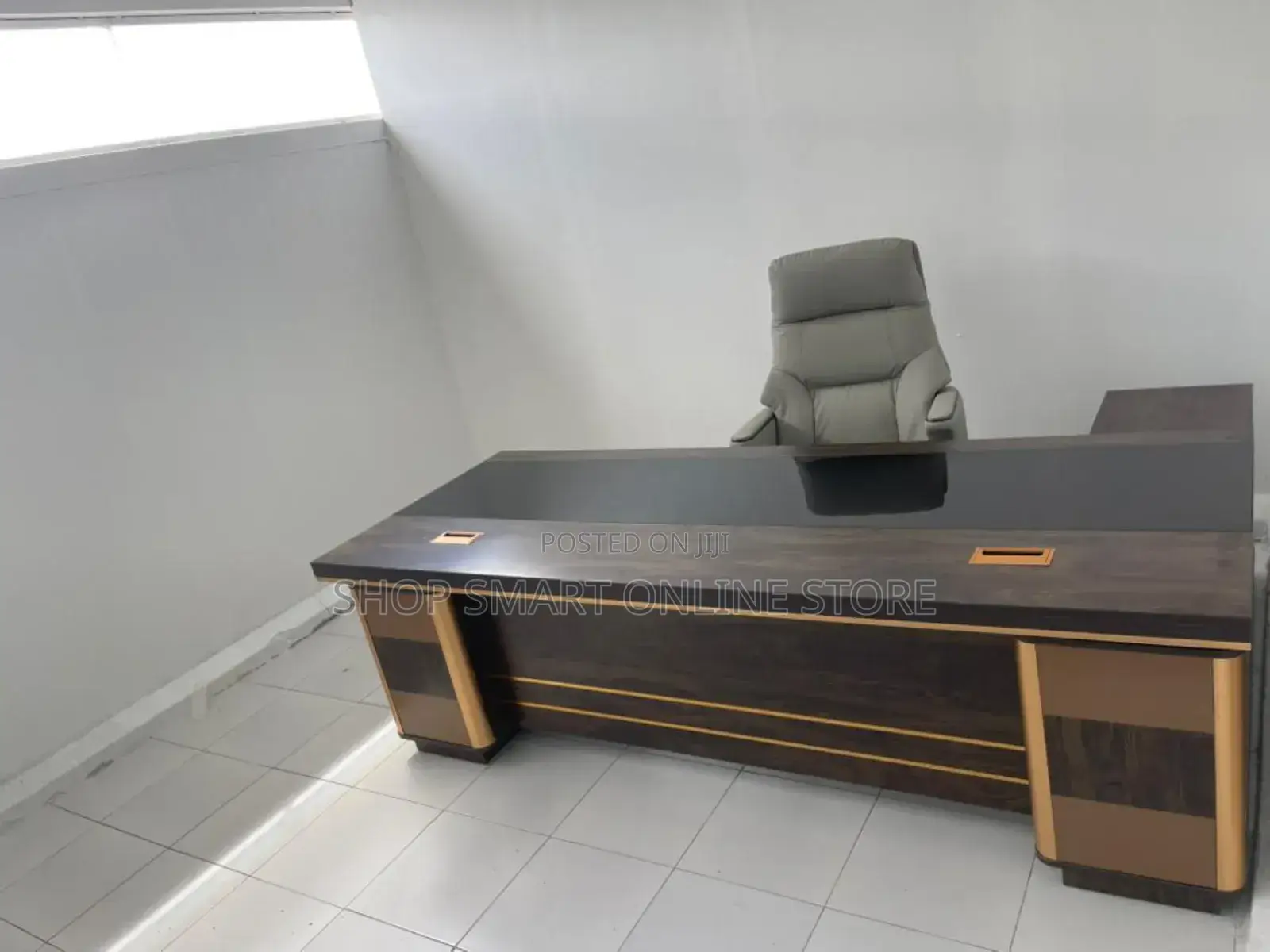 Ambassador Executive Office Table and Chair