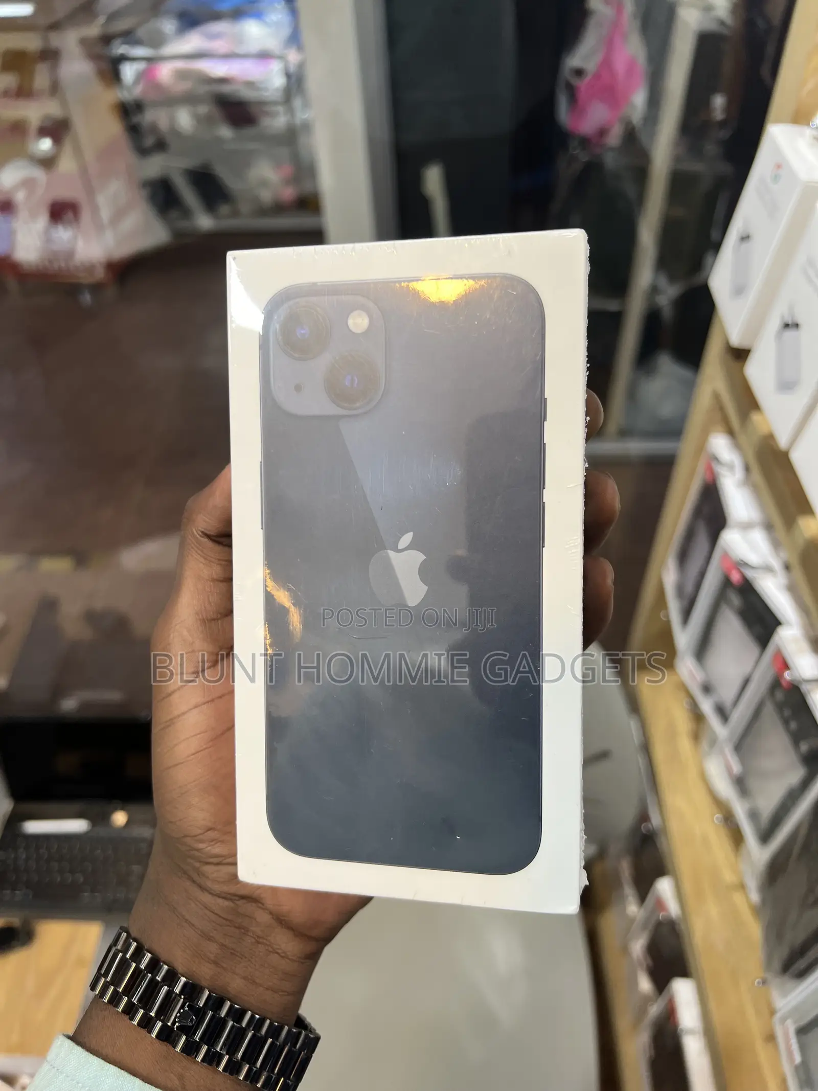 New Apple iPhone 13 128 GB Black