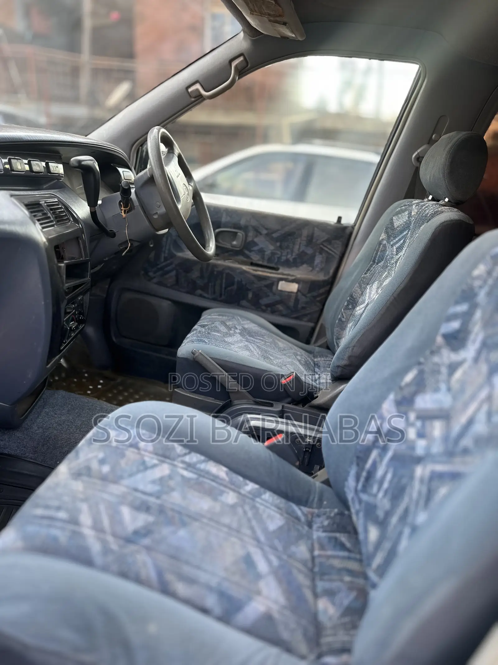 Toyota LiteAce Noah 1998 Silver