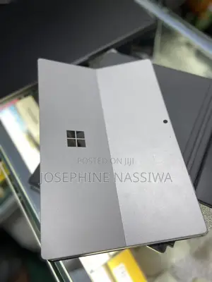 New Laptop Microsoft Surface Laptop 5 8GB Intel Core i5 SSD 256GB