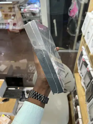 New Samsung Galaxy Z Fold7 256 GB Silver