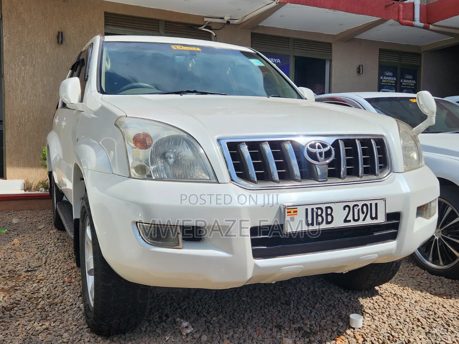 Toyota Land Cruiser Prado 2009 White
