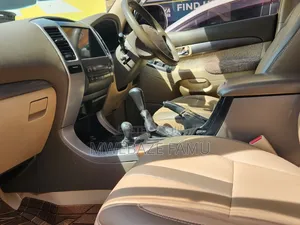 Toyota Land Cruiser Prado 2009 White