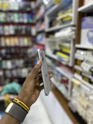 Infinix Smart 10 64 GB Silver
