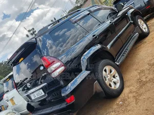 Toyota Land Cruiser Prado 2009 Black