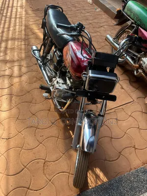 Bajaj Boxer 100 2009 Red