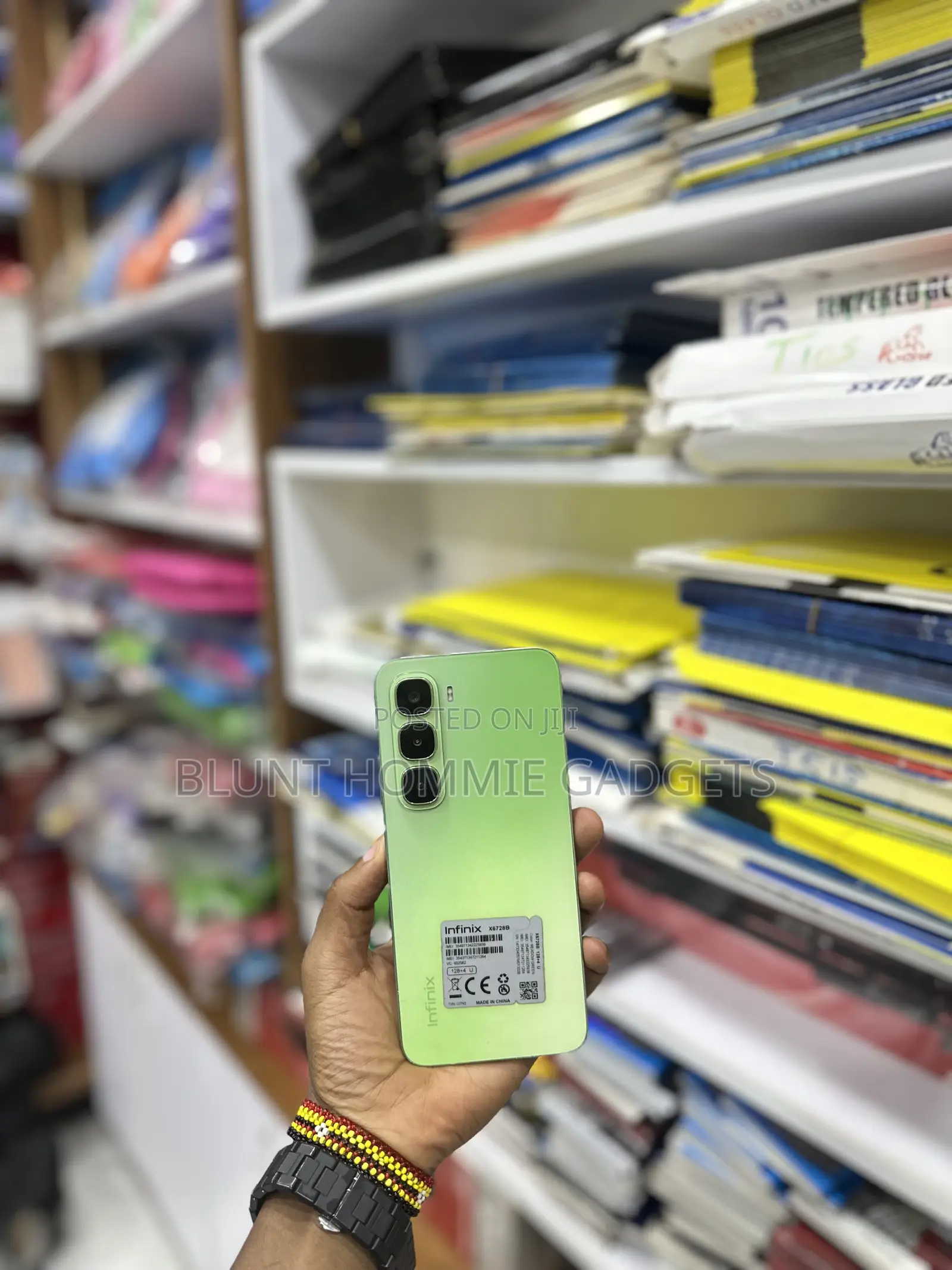 Infinix Hot 60i 128 GB Green