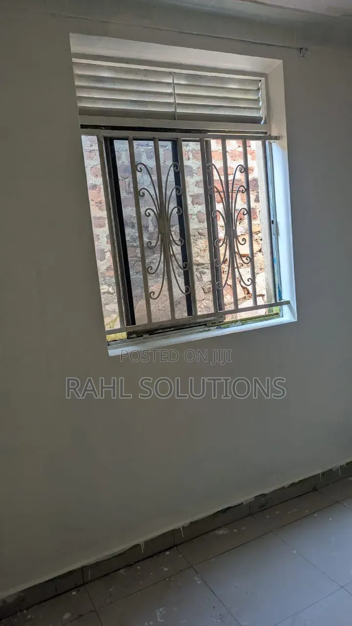 1bdrm House in Agenda Kira for rent