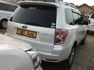 Subaru Forester 2010 White