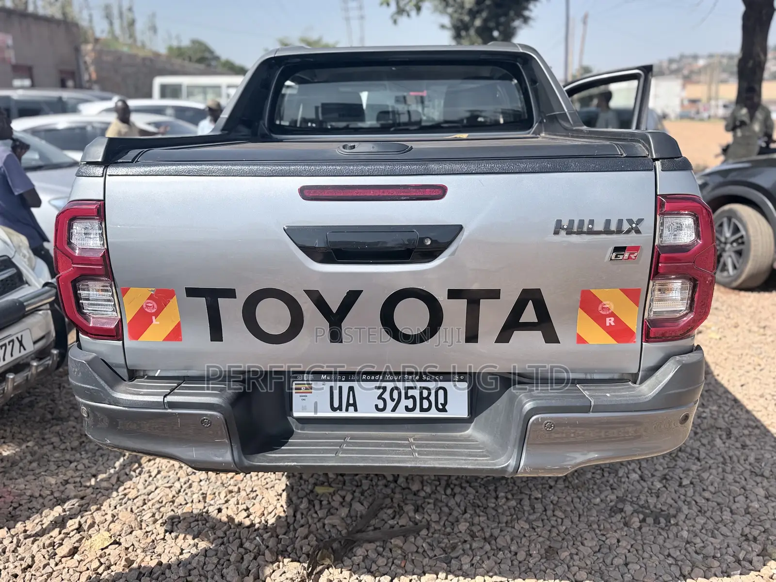 Toyota Hilux Revo Smart Cab Deisel 2.8 AWD 2018 Gray