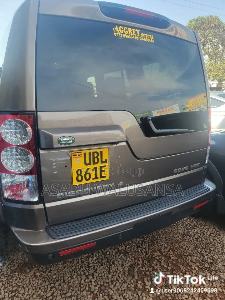 Land Rover Discovery 2015 Gray