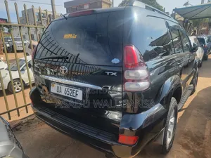 Toyota Land Cruiser 2013 Black