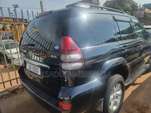 Toyota Land Cruiser 2013 Black